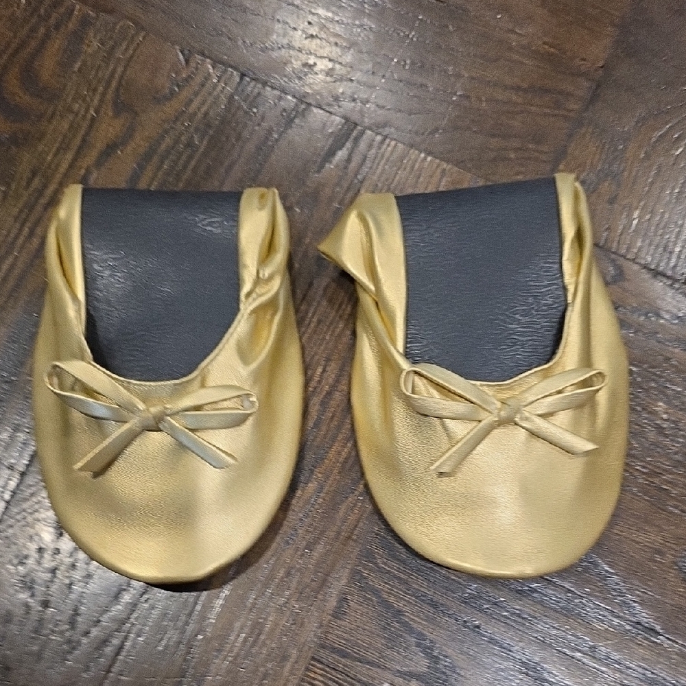 Foldable Gold Ballet Flats with Bow